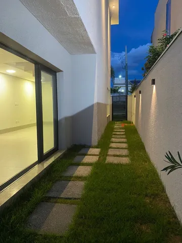 Casa de Condomínio à venda com 3 quartos, 230m² - Foto 5