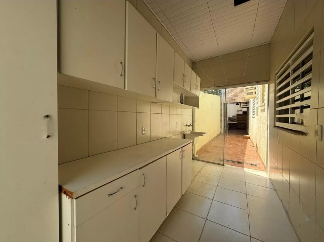 Casa à venda com 3 quartos, 179m² - Foto 17