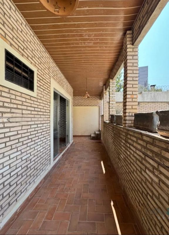 Casa à venda com 3 quartos, 179m² - Foto 15