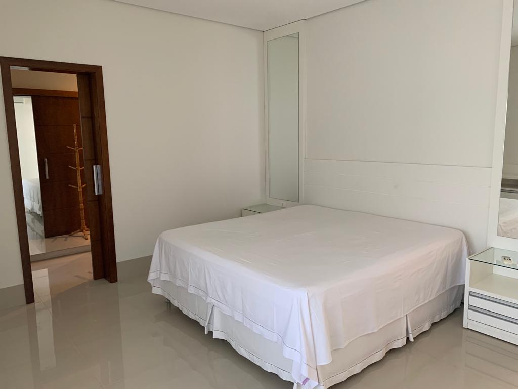 Casa de Condomínio à venda com 3 quartos, 343m² - Foto 14