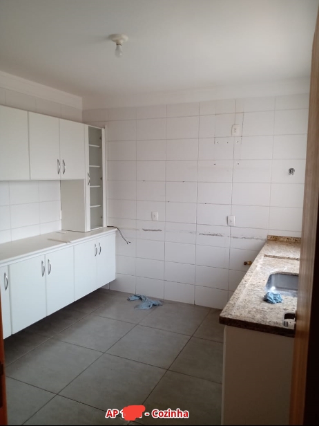 Apartamento à venda com 3 quartos, 270m² - Foto 11