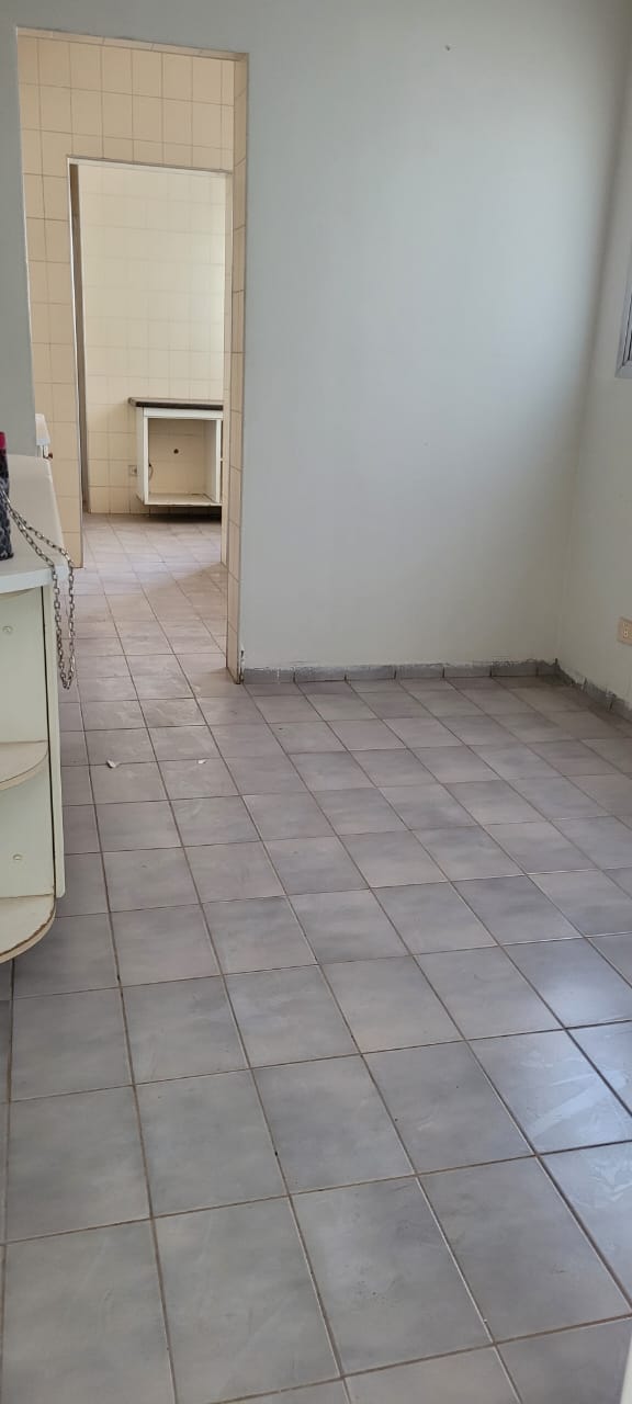 Apartamento à venda com 4 quartos, 171m² - Foto 2