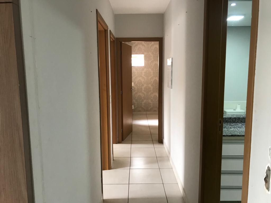 Apartamento à venda com 3 quartos, 76m² - Foto 9