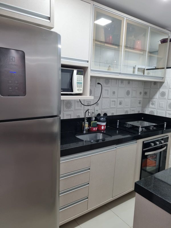 Apartamento à venda com 3 quartos, 72m² - Foto 1