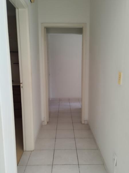 Apartamento para alugar com 3 quartos, 137m² - Foto 2