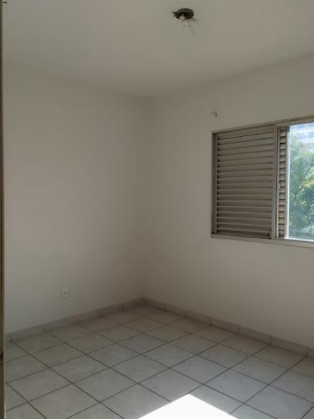 Apartamento para alugar com 3 quartos, 137m² - Foto 13