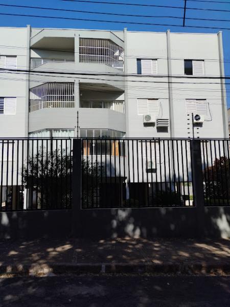 Apartamento para alugar com 3 quartos, 137m² - Foto 20