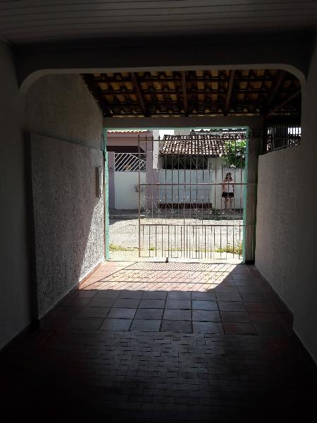 Casa para alugar com 1 quarto, 40m² - Foto 15