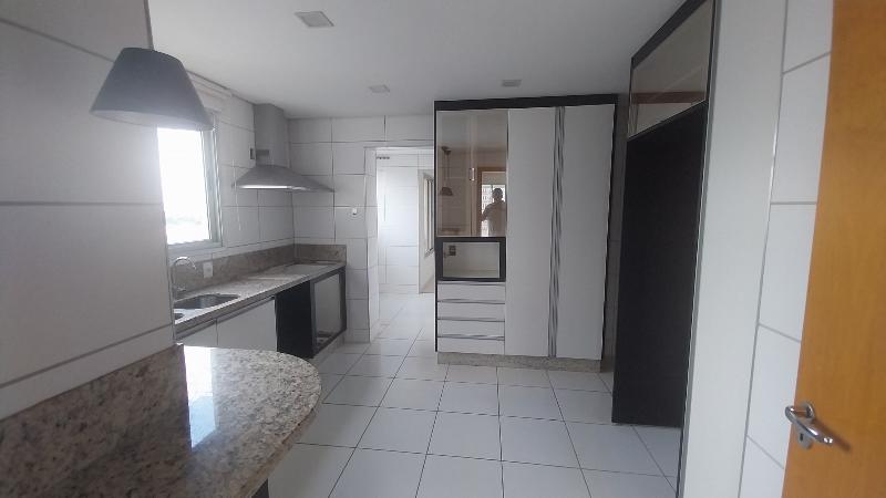 Apartamento para alugar com 3 quartos, 167m² - Foto 39