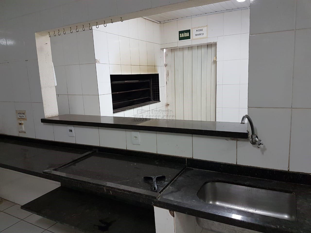 Loja-Salão à venda com 4 quartos, 200m² - Foto 11